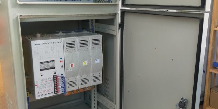 Tủ chuyển nguồn tự động 1000A – 3 PHA