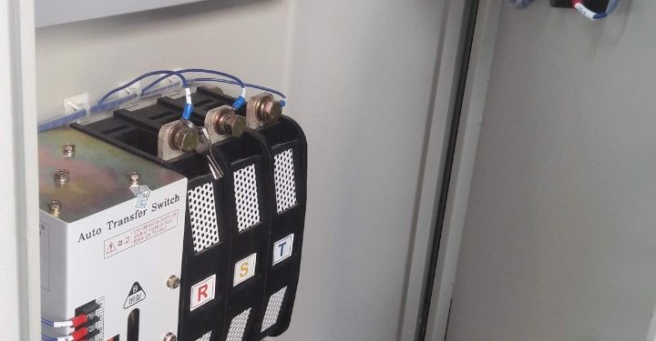 Tủ chuyển nguồn tự động 150A – 3 PHA