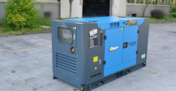 Máy phát điện Ricardo 15KVA liên tục / 17KVA dự phòng.