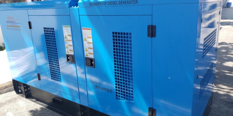 Máy phát điện Ricardo Powered công suất 60KVA liên tục/ 66KVA dự phòng.